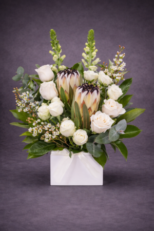 Elegant Floral Arrangement with Protea –