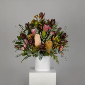Native Pedestal Arrangement